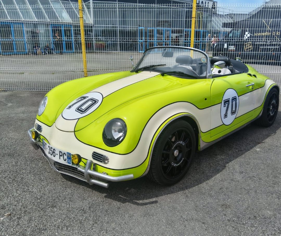 Pgo speedster complete deco racing vert anis creme numero 70